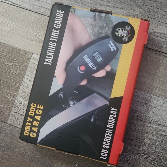 tire gauge - Picture 2 of 2